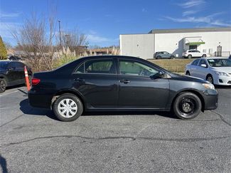 Used 2013 Toyota Corolla LE video 2