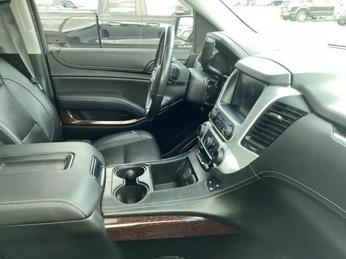 Used 2019 GMC Yukon SLT w/ Premium Edition AWD/4WD image 20