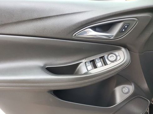 Used 2023 Buick Encore GX Select w/ Sport Touring Package image 16