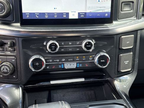 Used 2022 Ford F150 Lariat w/ Equipment Group 502A High AWD/4WD image 22