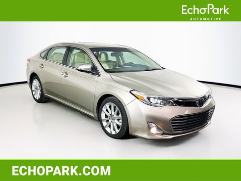 Used 2015 Toyota Avalon Limited w/ Technology Package FWD image 1