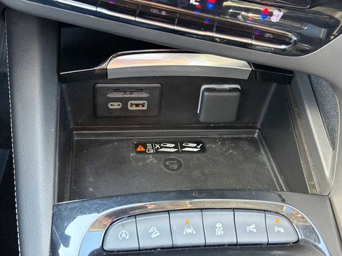 Used 2023 Buick Envision Avenir AWD/4WD image 27