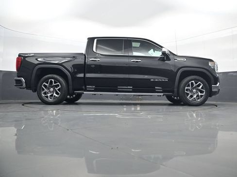 Used 2024 GMC Sierra 1500 SLT w/ SLT Premium Plus Package AWD/4WD image 24