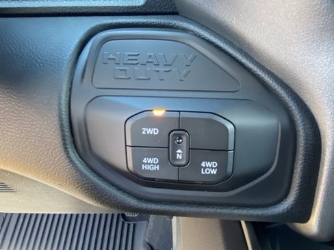 New 2025 RAM 2500 Big Horn image 25