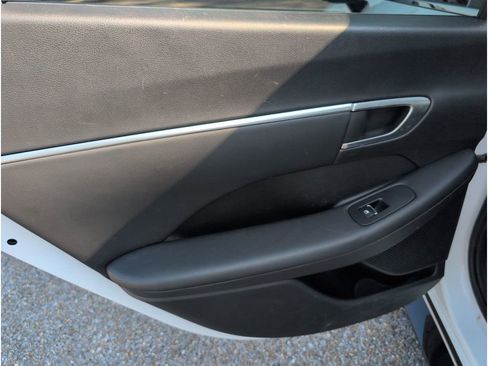 Used 2021 Hyundai Sonata Limited image 29