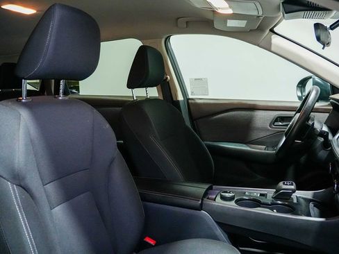 Used 2023 Nissan Rogue S AWD/4WD image 24