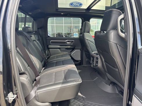 New 2026 RAM 1500 Laramie AWD/4WD image 22