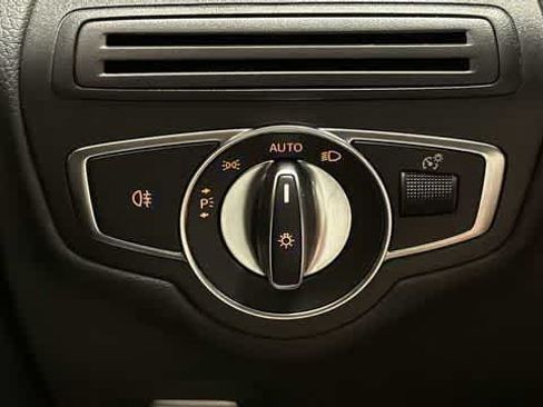 Certified 2022 Mercedes-Benz GLC 300 4MATIC image 16