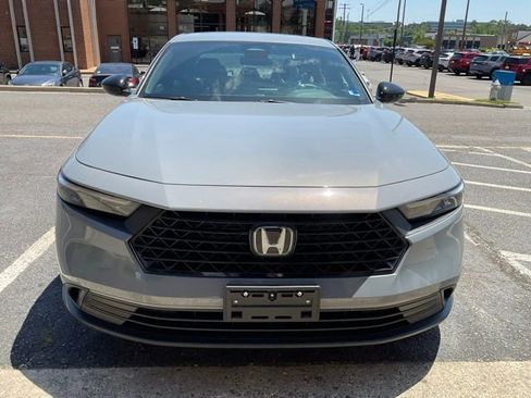 Used 2025 Honda Accord Sport image 2