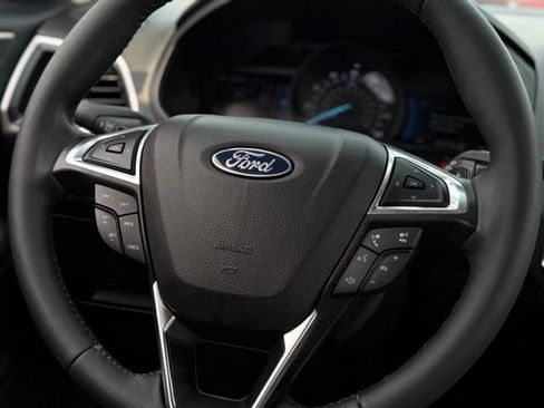 Certified 2023 Ford Edge SEL w/ Convenience Package AWD/4WD image 8