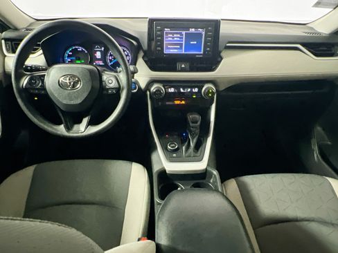Used 2021 Toyota RAV4 XLE w/ Convenience Package AWD/4WD image 29