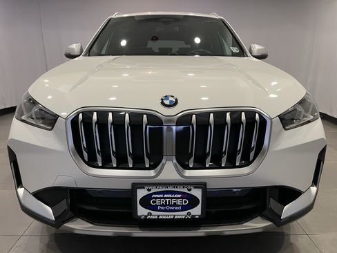 Certified 2023 BMW X1 xDrive28i w/ Convenience Package AWD/4WD image 2
