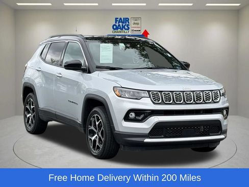 Certified 2025 Jeep Compass Limited AWD/4WD image 1