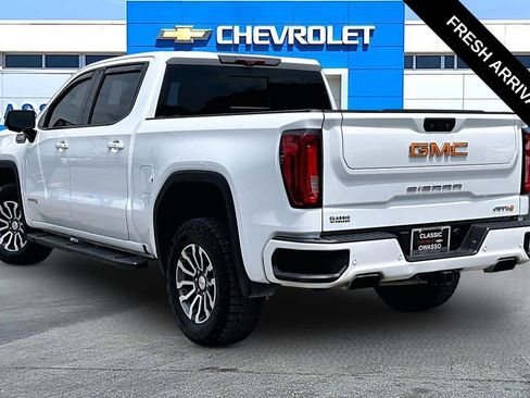 Used 2020 GMC Sierra 1500 AT4 w/ Off-Road Performance Package AWD/4WD image 3