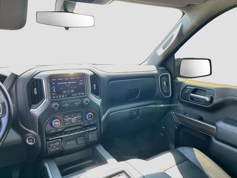 Used 2021 Chevrolet Silverado 1500 LT Trail Boss w/ Convenience Package II AWD/4WD image 23