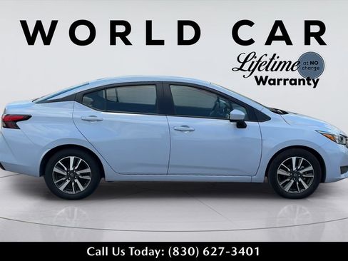 Used 2025 Nissan Versa SV FWD image 3