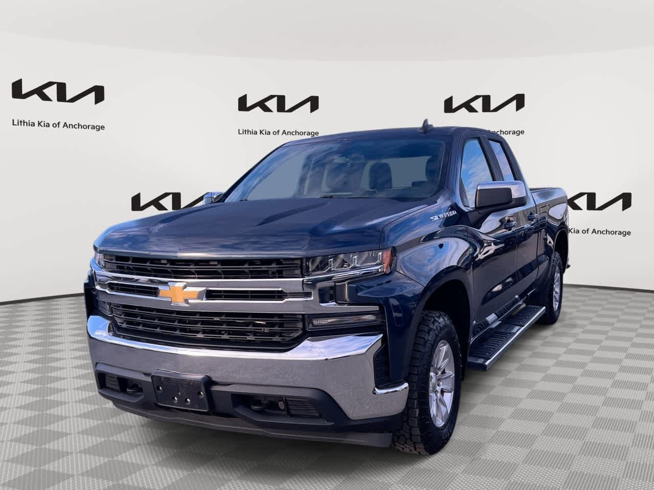 Used 2020 Chevrolet Silverado 1500 LT w/ All-Star Edition AWD/4WD image 1