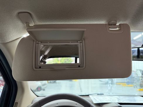 Used 2017 Nissan Frontier SV RWD image 38