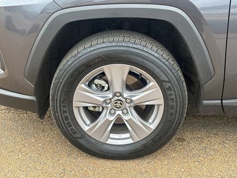 Used 2025 Toyota RAV4 XLE w/ Convenience Package image 23