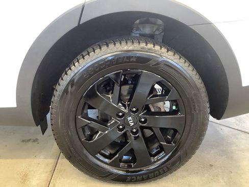 Certified 2021 Kia Sorento S AWD/4WD image 29
