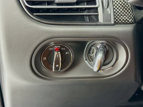 New 2026 Porsche Macan GTS image 16