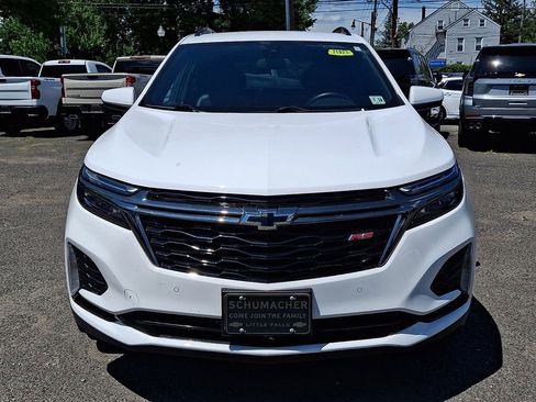 Used 2023 Chevrolet Equinox RS AWD/4WD image 2