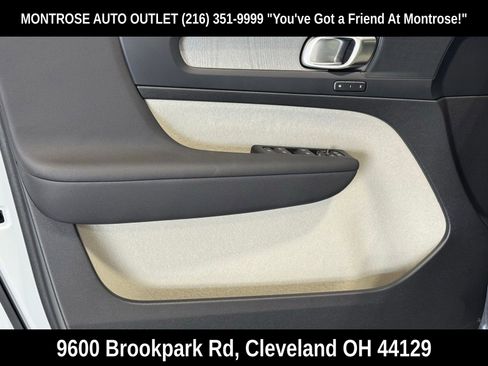 New 2026 Volvo XC40 B5 Plus w/ Protection Package Premier image 10