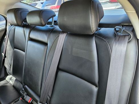 Used 2019 MAZDA MAZDA3 Sedan FWD image 13