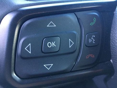 Used 2025 Jeep Wrangler Sport AWD/4WD image 11