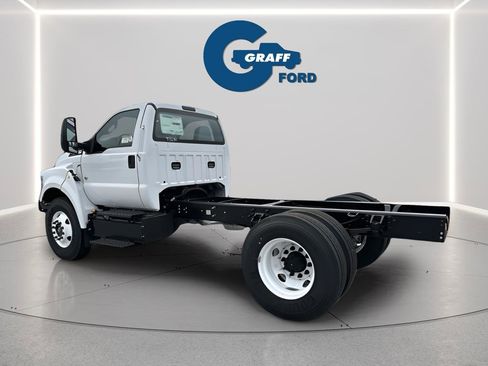New 2025 Ford F650 2WD Regular Cab Super Duty image 4
