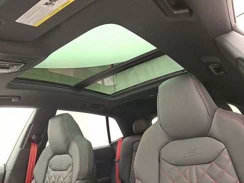 New 2026 Audi Q8 Prestige image 9