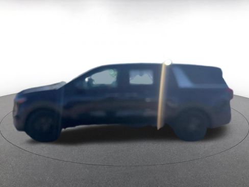 Used 2026 Kia Carnival FWD image 9