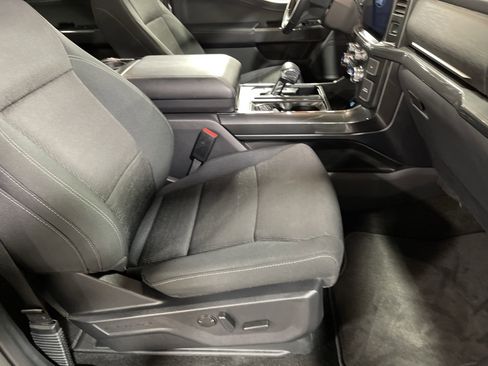 Used 2022 Ford F150 XLT w/ Equipment Group 302A High image 15