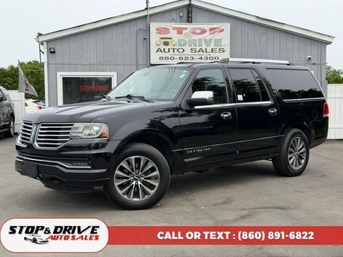 Used 2016 Lincoln Navigator L Select AWD/4WD image 1