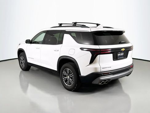 Used 2024 Chevrolet Traverse LT w/ LPO, Floor Liner Package FWD image 5