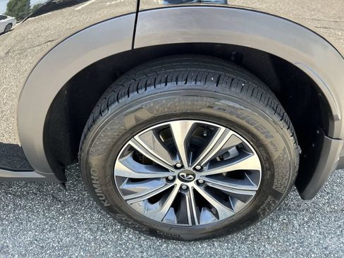 Used 2025 INFINITI QX60 Pure w/ Cargo Package AWD/4WD image 11