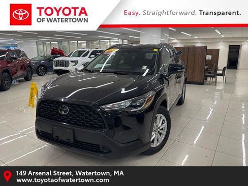 Certified 2023 Toyota Corolla Cross LE w/ Moonroof Package AWD/4WD image 1