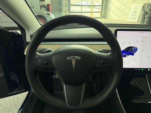 Used 2019 Tesla Model 3 Standard Range Plus image 27