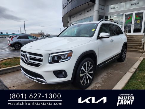 Used 2023 Mercedes-Benz GLB 250 image 1