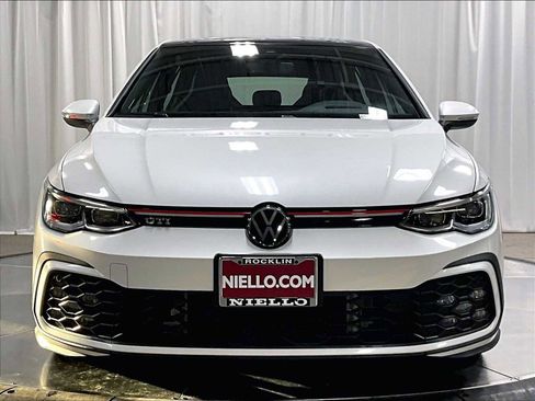 Used 2024 Volkswagen GTI Autobahn image 12