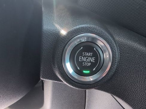 Used 2023 Chevrolet TrailBlazer RS w/ Convenience Package image 29