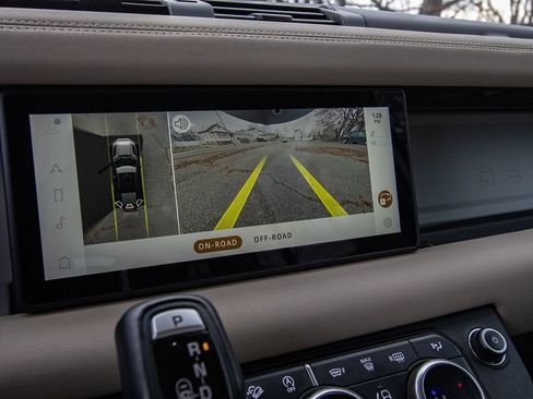 Used 2020 Land Rover Defender 110 S image 14