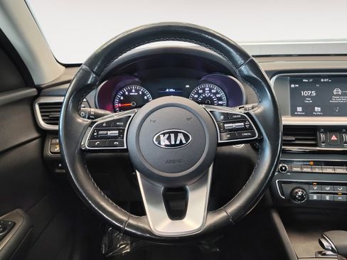 Used 2020 Kia Optima SE image 17