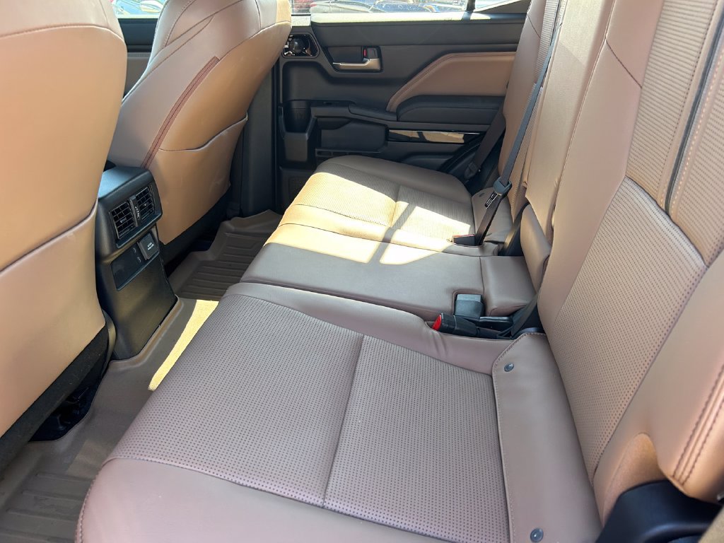Used 2026 Toyota 4Runner Limited RWD image 16