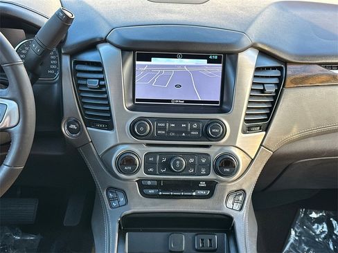 Used 2019 GMC Yukon XL Denali w/ Denali Ultimate Package image 25