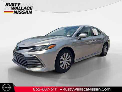 Used 2021 Toyota Camry LE FWD image 1