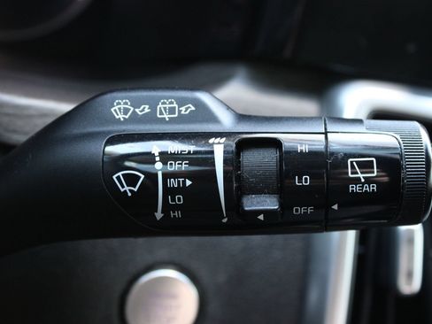 Used 2021 Kia Sorento EX w/ Panoramic Sunroof Package AWD/4WD image 36
