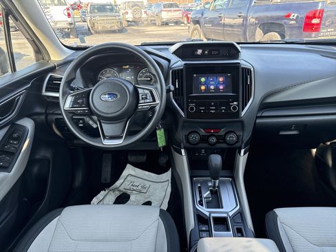Used 2022 Subaru Forester image 2