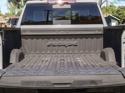 Used 2024 GMC Sierra 2500 AT4X image 24