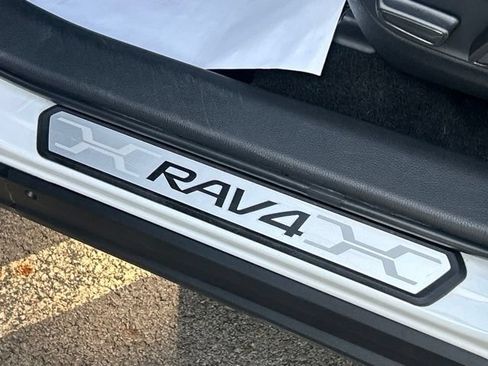 Certified 2025 Toyota RAV4 XLE w/ Convenience Package AWD/4WD image 22
